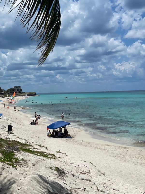 Beach day with turquoise water
